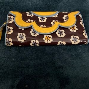Vera Bradley trifold wallet